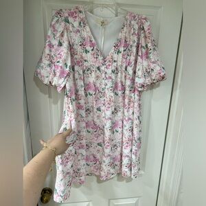 NEW White and pink floral bubble sleeve Flowy dress